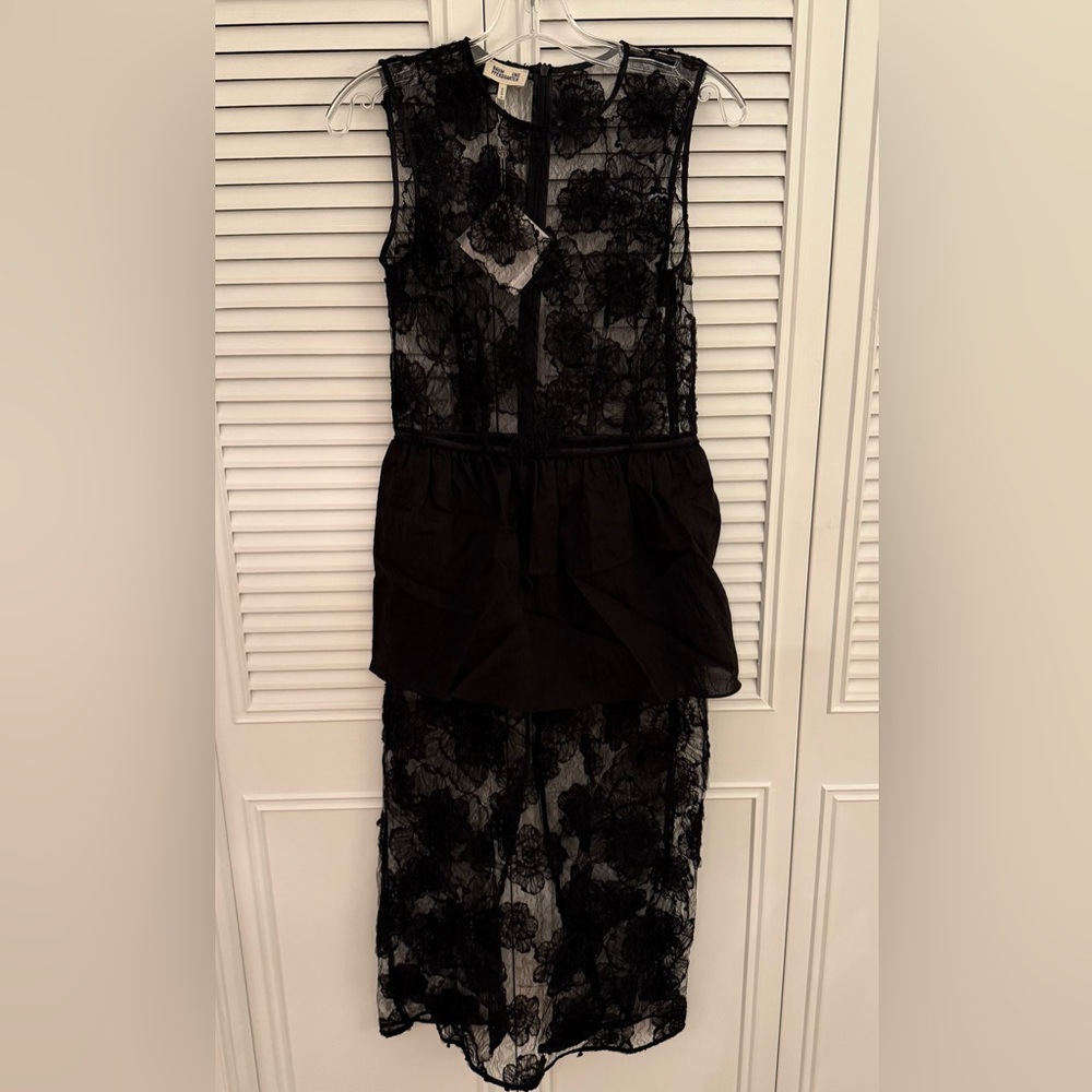 New w/ tags: BAUM UND PFERDGARTEN 
Women's Antonie Dress